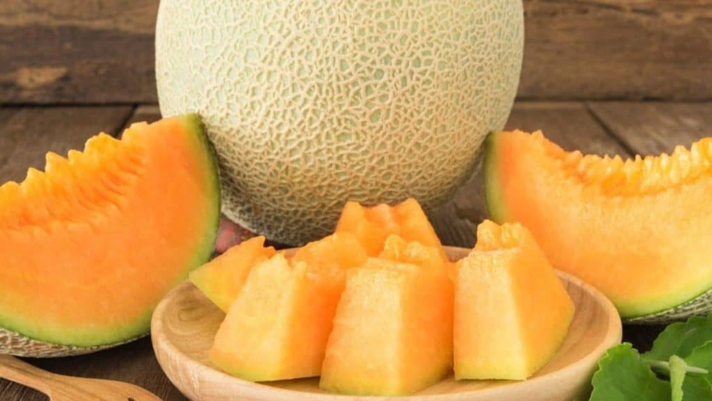 ăn dưa lưới có nóng không