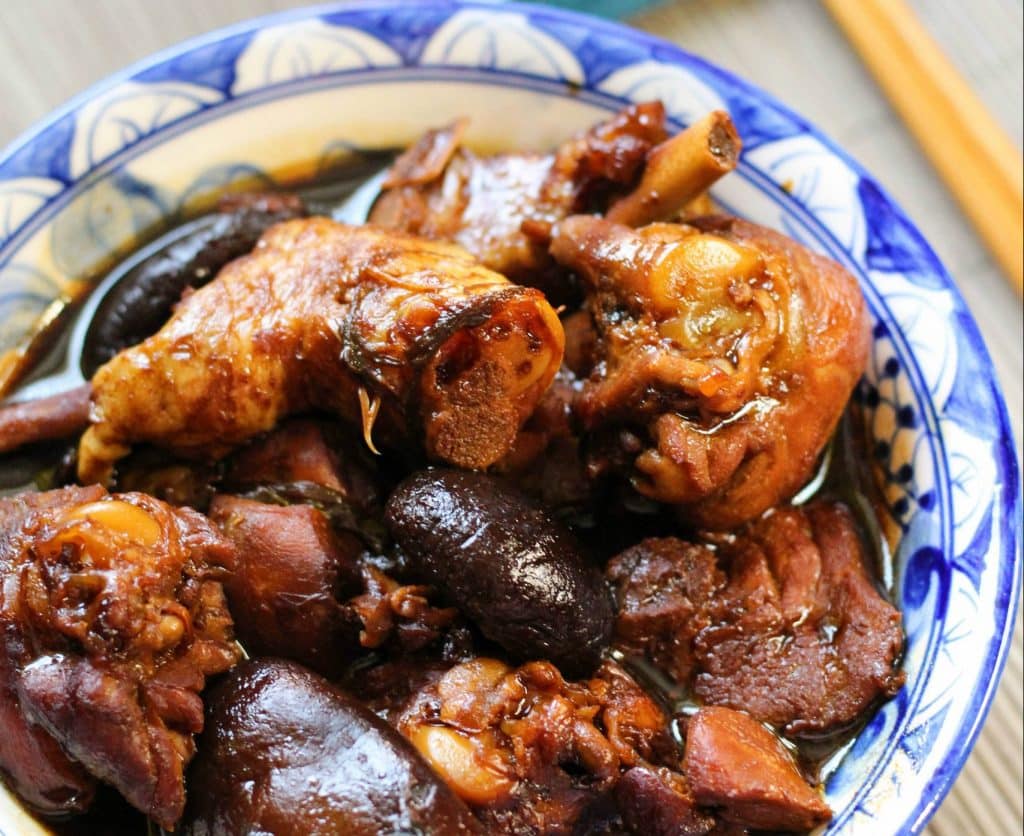 thịt gà kho nấm hương Trung Hoa